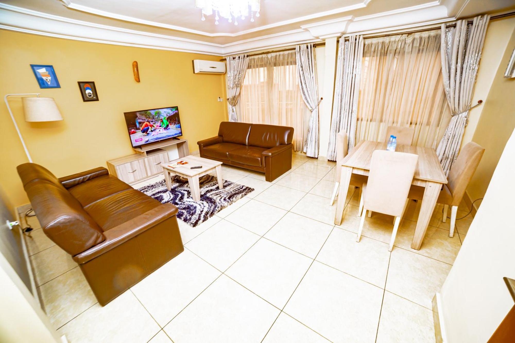 Loumia Premium Bonapriso Apartment Douala Ngoại thất bức ảnh